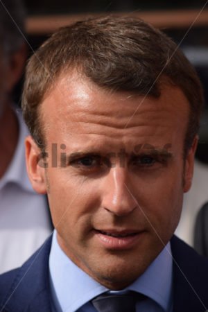 Emmanuel Macron en visite à La Rochelle – version 3 - clicactof