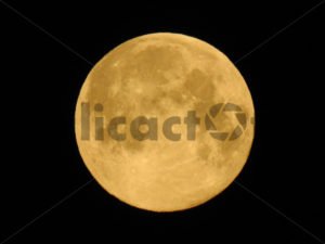 La lune se rétracte 2/3 - Clicactof