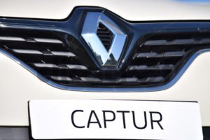 Renault accusé de malfaçons sur des moteurs. 4/8 - Clicactof