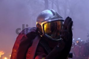 Incendies et violence en manif, 5 décembre 2020 | 8/15 - Clicactof