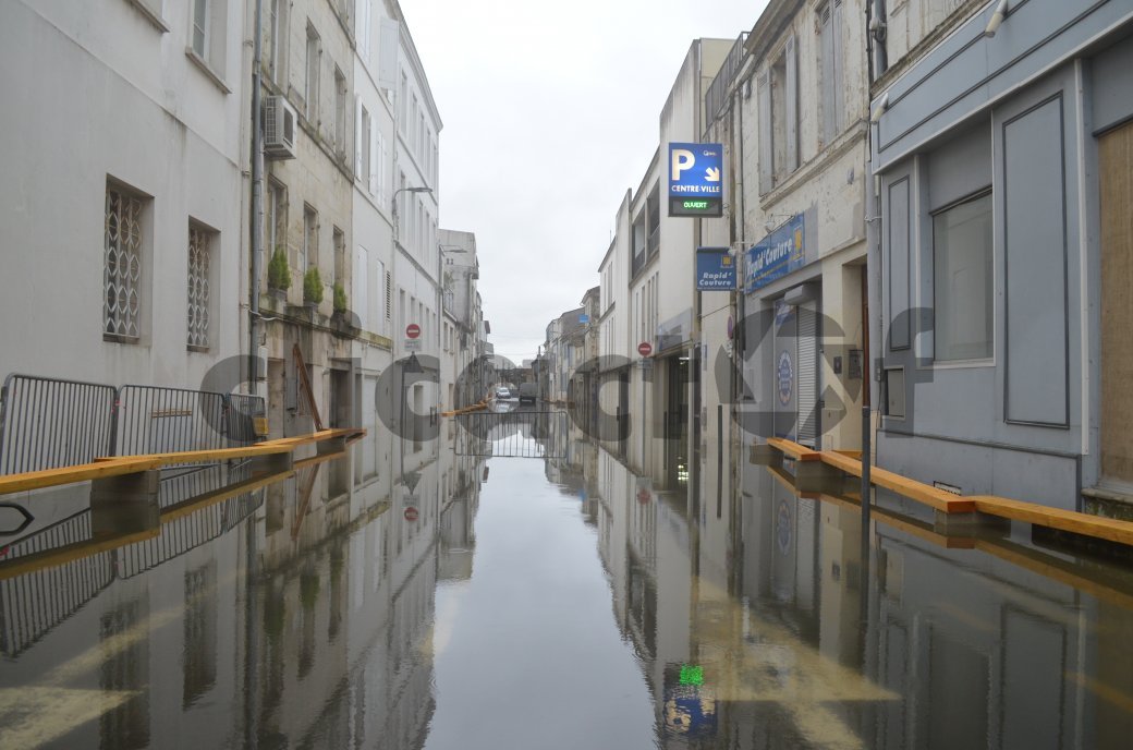 La capitale de Saintonge inondée | 4/14 - Clicactof