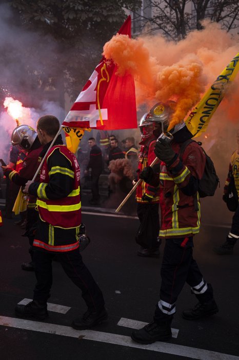 Manifestation de pompiers à Paris | 1/4 - Clicactof