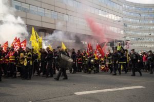 Manifestation de pompiers à Paris | 3/4 - Clicactof