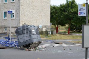 Rassemblements anti-bassines à La Rochelle | 1/36 - Clicactof